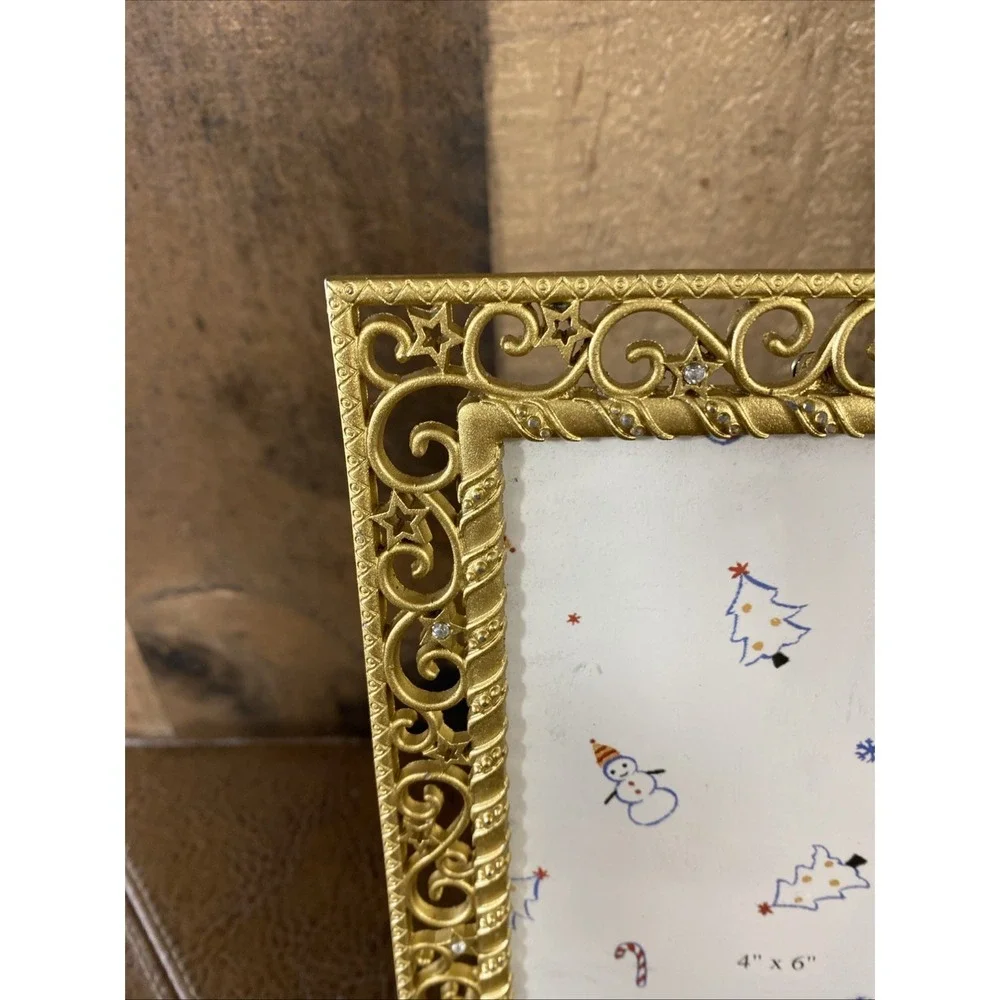 Vintage Christmas Nutcracker Photo Frame 4x6 Ornate Gold Scrollwork Table Decor‎